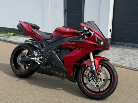 Червоний Ямаха R1, об'ємом двигуна 1 л та пробігом 35 тис. км за 7300 $, фото 1 на Automoto.ua