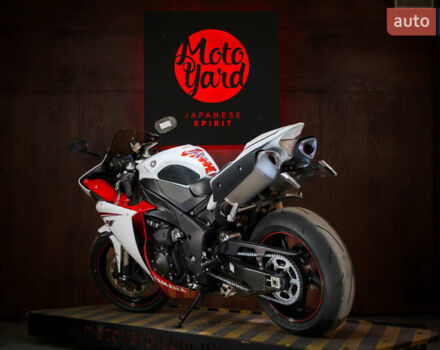 Ямаха R1, об'ємом двигуна 1 л та пробігом 16 тис. км за 12000 $, фото 1 на Automoto.ua