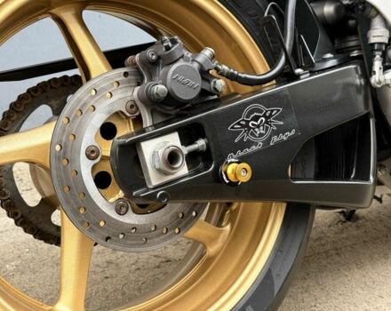 Ямаха R1, об'ємом двигуна 1 л та пробігом 0 тис. км за 12800 $, фото 4 на Automoto.ua