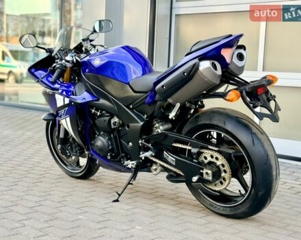 Ямаха R1, об'ємом двигуна 1 л та пробігом 8 тис. км за 11999 $, фото 5 на Automoto.ua