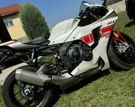 Ямаха R1, об'ємом двигуна 1 л та пробігом 3 тис. км за 10000 $, фото 1 на Automoto.ua