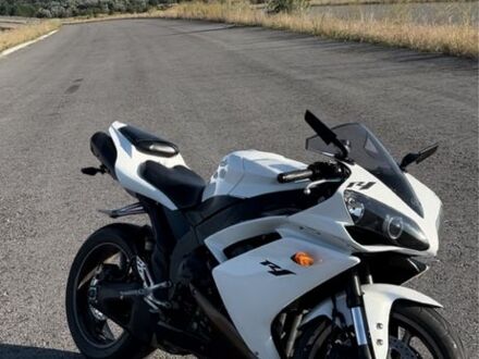 Ямаха R1, об'ємом двигуна 1 л та пробігом 0 тис. км за 3600 $, фото 1 на Automoto.ua