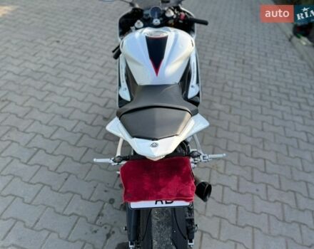 Білий Ямаха R6, об'ємом двигуна 0.6 л та пробігом 23 тис. км за 4700 $, фото 4 на Automoto.ua