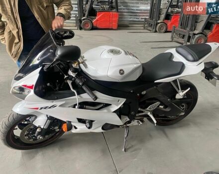 Білий Ямаха R6, об'ємом двигуна 0 л та пробігом 130 тис. км за 13000 $, фото 1 на Automoto.ua