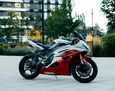 Білий Ямаха R6, об'ємом двигуна 0 л та пробігом 35 тис. км за 8100 $, фото 1 на Automoto.ua