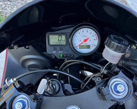 Ямаха R6 2000 у Снятине на Automoto.ua Червоний Ямаха R6, об'ємом двигуна 0.6 л та пробігом 38 тис. км за 4650 $, фото 6 на Automoto.ua