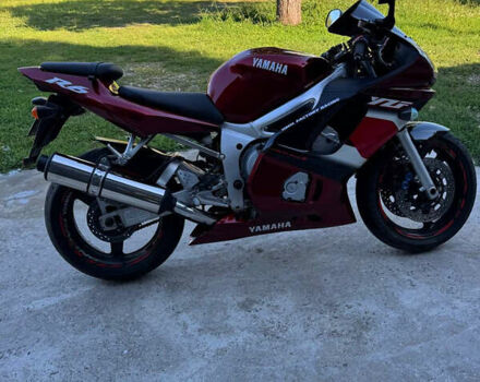 Ямаха R6 2000 у Снятине на Automoto.ua Червоний Ямаха R6, об'ємом двигуна 0.6 л та пробігом 38 тис. км за 4650 $, фото 3 на Automoto.ua
