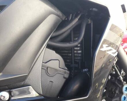 Ямаха R6 2003 у Казатине на Automoto.ua Червоний Ямаха R6, об'ємом двигуна 0.6 л та пробігом 27 тис. км за 6650 $, фото 16 на Automoto.ua