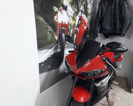 Ямаха R6 2003 у Казатине на Automoto.ua Червоний Ямаха R6, об'ємом двигуна 0.6 л та пробігом 27 тис. км за 6650 $, фото 31 на Automoto.ua