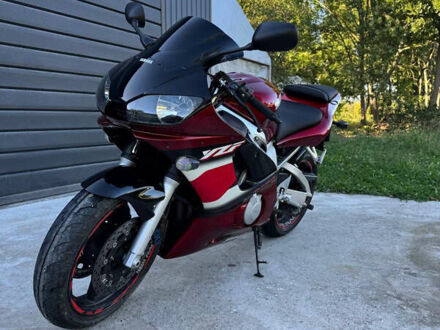 Ямаха R6 2000 у Снятине на Automoto.ua Червоний Ямаха R6, об'ємом двигуна 0.6 л та пробігом 38 тис. км за 4650 $, фото 1 на Automoto.ua