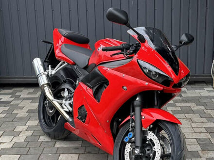 Червоний Ямаха R6, об'ємом двигуна 0.6 л та пробігом 33 тис. км за 6000 $, фото 1 на Automoto.ua