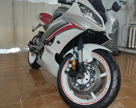 Ямаха R6, об'ємом двигуна 0 л та пробігом 35 тис. км за 8000 $, фото 4 на Automoto.ua