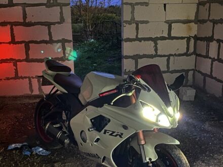 Ямаха R6, об'ємом двигуна 0.6 л та пробігом 0 тис. км за 5000 $, фото 1 на Automoto.ua