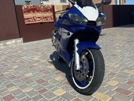 Синій Ямаха R6, об'ємом двигуна 0.6 л та пробігом 48 тис. км за 3590 $, фото 1 на Automoto.ua