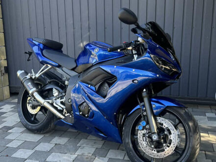 Синій Ямаха R6, об'ємом двигуна 0.6 л та пробігом 41 тис. км за 6000 $, фото 1 на Automoto.ua