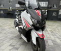 Білий Ямаха T-max, об'ємом двигуна 0.53 л та пробігом 17 тис. км за 3950 $, фото 1 на Automoto.ua