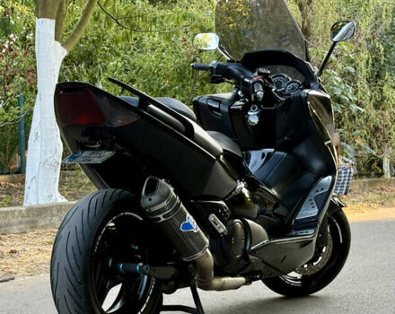 Черный Ямаха Т-макс, объемом двигателя 0.5 л и пробегом 19 тыс. км за 5999 $, фото 25 на Automoto.ua