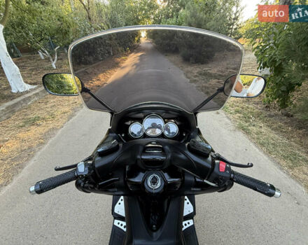 Черный Ямаха Т-макс, объемом двигателя 0.5 л и пробегом 19 тыс. км за 5999 $, фото 37 на Automoto.ua
