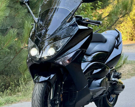 Черный Ямаха Т-макс, объемом двигателя 0.5 л и пробегом 19 тыс. км за 5999 $, фото 4 на Automoto.ua