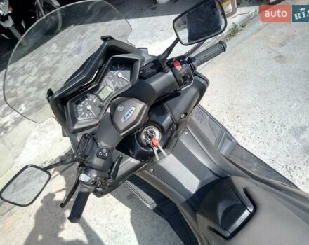 Чорний Ямаха T-max, об'ємом двигуна 0.53 л та пробігом 58 тис. км за 9000 $, фото 3 на Automoto.ua