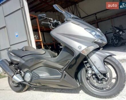 Чорний Ямаха T-max, об'ємом двигуна 0.53 л та пробігом 58 тис. км за 9000 $, фото 1 на Automoto.ua