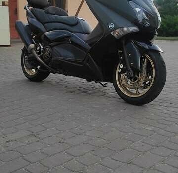 Ямаха T-max, об'ємом двигуна 0.53 л та пробігом 17 тис. км за 3600 $, фото 7 на Automoto.ua