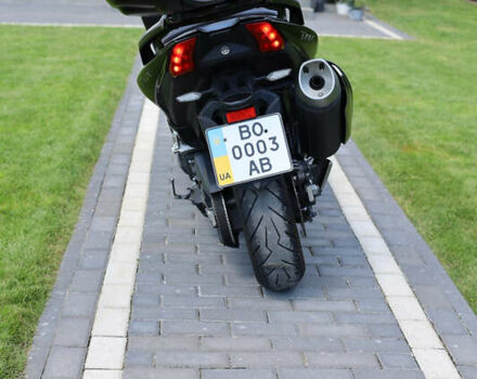 Ямаха T-max, об'ємом двигуна 0.53 л та пробігом 21 тис. км за 12300 $, фото 35 на Automoto.ua