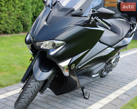 Ямаха T-max, об'ємом двигуна 0.53 л та пробігом 21 тис. км за 12300 $, фото 31 на Automoto.ua