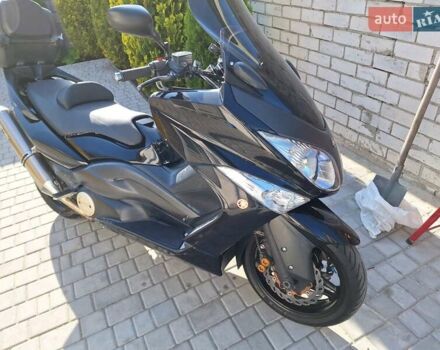 Ямаха T-max, об'ємом двигуна 0.5 л та пробігом 60 тис. км за 6500 $, фото 1 на Automoto.ua