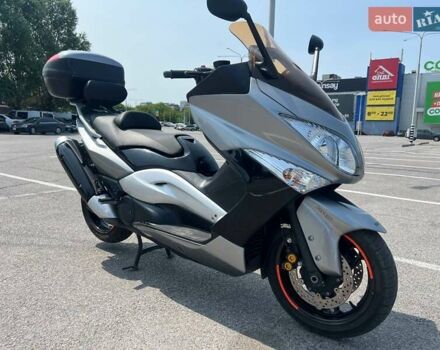 Сірий Ямаха T-max, об'ємом двигуна 0.5 л та пробігом 18 тис. км за 6000 $, фото 1 на Automoto.ua