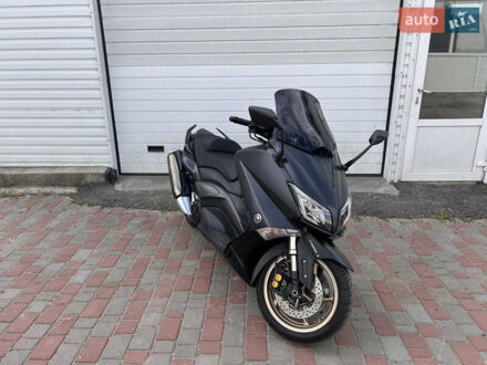 Ямаха T-max 2016 у Одесі на Automoto.ua Сірий Ямаха T-max, об'ємом двигуна 0.53 л та пробігом 12 тис. км за 9300 $, фото 1 на Automoto.ua