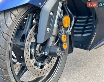 Синій Ямаха T-max, об'ємом двигуна 0.53 л та пробігом 6 тис. км за 9999 $, фото 13 на Automoto.ua