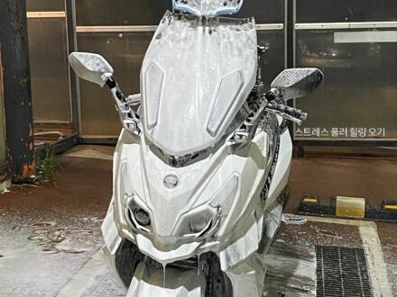 Ямаха ТМАКС, объемом двигателя 0 л и пробегом 0 тыс. км за 2000 $, фото 1 на Automoto.ua