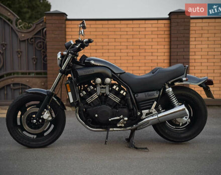 Чорний Ямаха ВМАКС, об'ємом двигуна 1.2 л та пробігом 30 тис. км за 5100 $, фото 1 на Automoto.ua