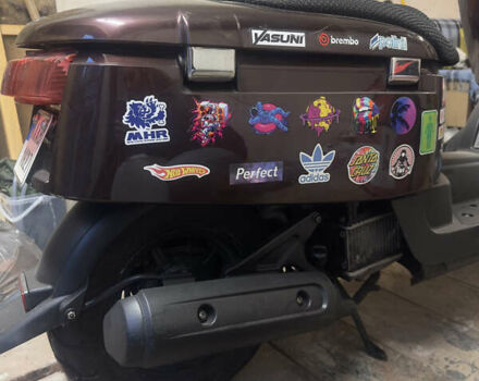 Коричневый Ямаха Вокс, объемом двигателя 0.5 л и пробегом 18 тыс. км за 908 $, фото 4 на Automoto.ua