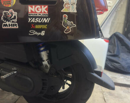 Коричневый Ямаха Вокс, объемом двигателя 0.5 л и пробегом 18 тыс. км за 908 $, фото 3 на Automoto.ua