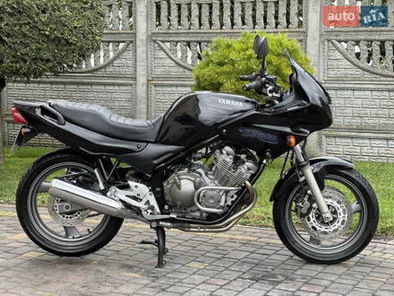 Ямаха ХЖ 1997 в Буске на Automoto.ua Черный Ямаха ХЖ, объемом двигателя 0.6 л и пробегом 32 тыс. км за 3100 $, фото 1 на Automoto.ua