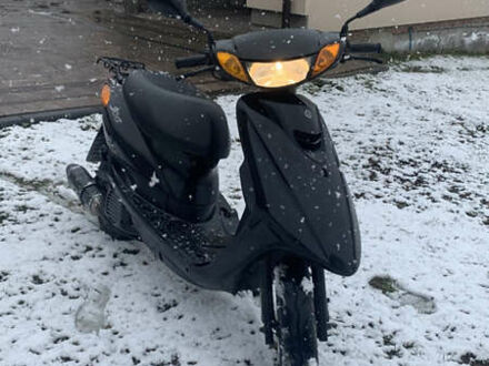 Ямаха Jog SA 39 ZR 2014 у Львові на Automoto.ua Чорний Ямаха Jog SA 39 ZR, об'ємом двигуна 0.05 л та пробігом 16 тис. км за 584 $, фото 1 на Automoto.ua