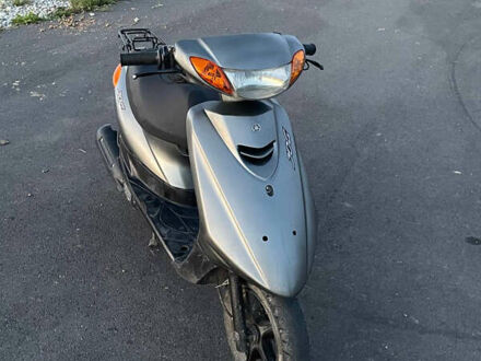 Ямаха Jog SA 39 ZR 2014 в Ивано-Франковске на Automoto.ua Серый Ямаха Jog SA 39 ZR, объемом двигателя 0.05 л и пробегом 11 тыс. км за 600 $, фото 1 на Automoto.ua