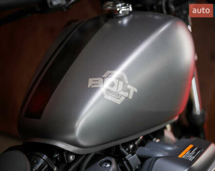 Ямаха Bolt, объемом двигателя 0.95 л и пробегом 27 тыс. км за 10000 $, фото 8 на Automoto.ua