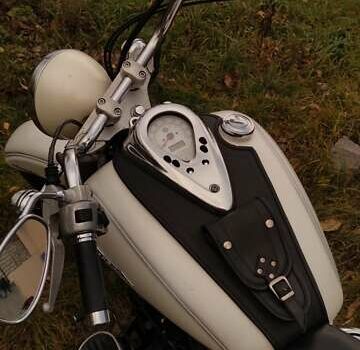 Белый Ямаха Drag Star 400, объемом двигателя 0.4 л и пробегом 30 тыс. км за 3800 $, фото 19 на Automoto.ua