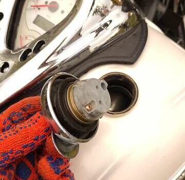 Белый Ямаха Drag Star 400, объемом двигателя 0.4 л и пробегом 30 тыс. км за 3800 $, фото 14 на Automoto.ua