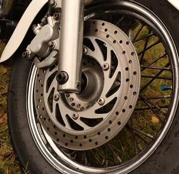 Белый Ямаха Drag Star 400, объемом двигателя 0.4 л и пробегом 30 тыс. км за 3800 $, фото 32 на Automoto.ua