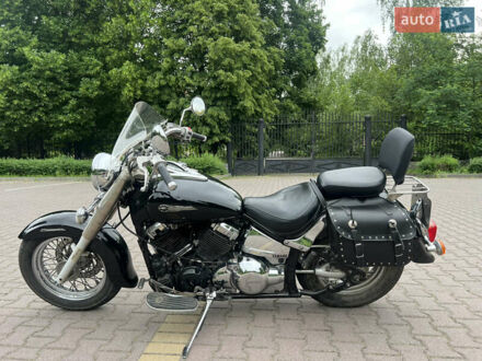 Ямаха Drag Star 400 2004 у Миргороде на Automoto.ua Чорний Ямаха Drag Star 400, об'ємом двигуна 0.4 л та пробігом 26 тис. км за 3499 $, фото 1 на Automoto.ua