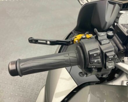Ямаха FJR 1300, объемом двигателя 1.3 л и пробегом 0 тыс. км за 9800 $, фото 10 на Automoto.ua