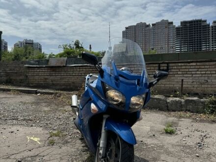 Ямаха FJR 1300 2010 у Києві на Automoto.ua Ямаха FJR 1300, об'ємом двигуна 1.3 л та пробігом 0 тис. км за 6000 $, фото 1 на Automoto.ua