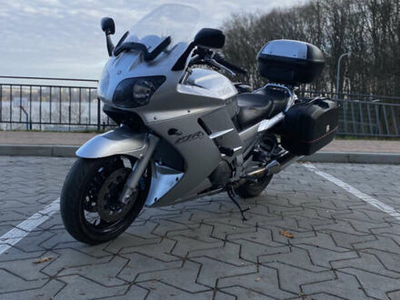 Серый Ямаха FJR 1300, объемом двигателя 1.3 л и пробегом 116 тыс. км за 5100 $, фото 1 на Automoto.ua