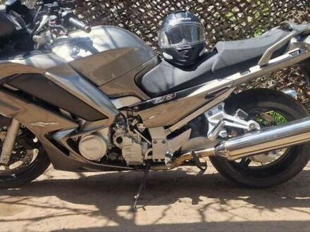 Ямаха FJR 1300 2013 в Киеве на Automoto.ua Серый Ямаха FJR 1300, объемом двигателя 1.3 л и пробегом 46 тыс. км за 9700 $, фото 1 на Automoto.ua