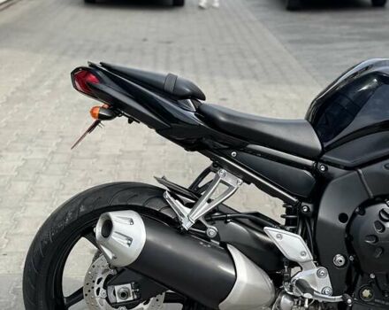 Черный Ямаха FZ-1, объемом двигателя 1 л и пробегом 21 тыс. км за 6999 $, фото 12 на Automoto.ua