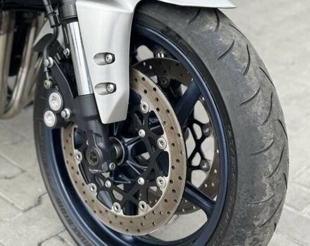 Серый Ямаха FZ-1, объемом двигателя 1 л и пробегом 31 тыс. км за 6799 $, фото 16 на Automoto.ua